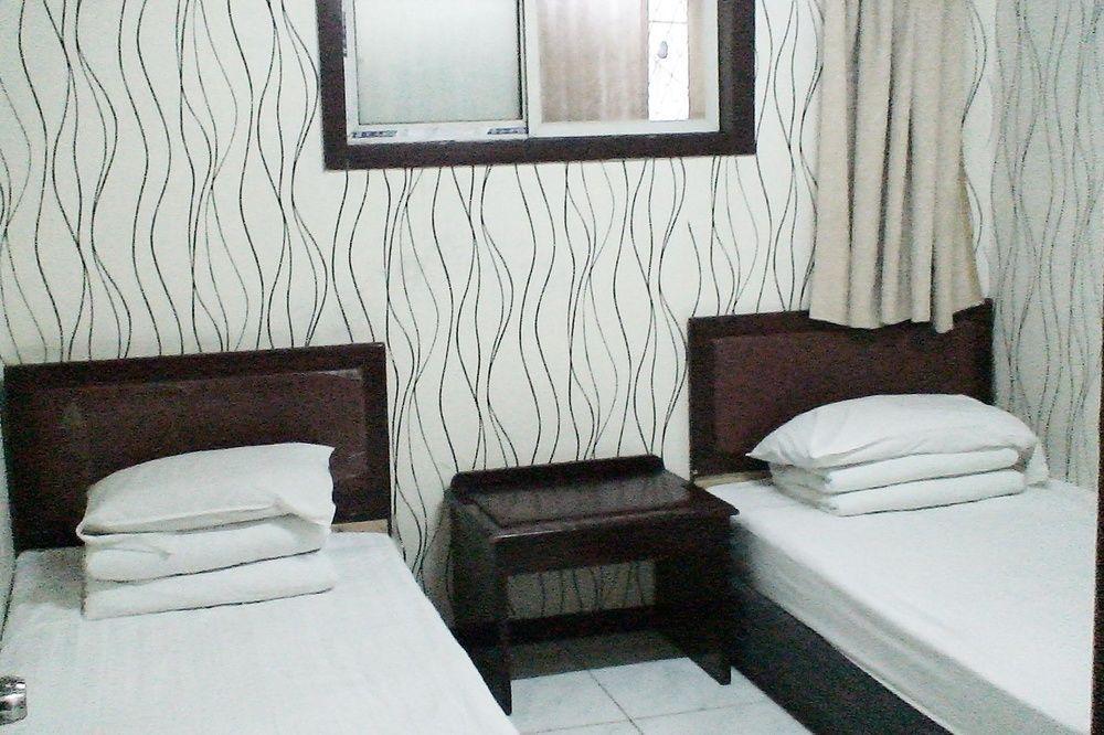 Guangwai Jingbin Hostel West Railway Station Pékin  Extérieur photo
