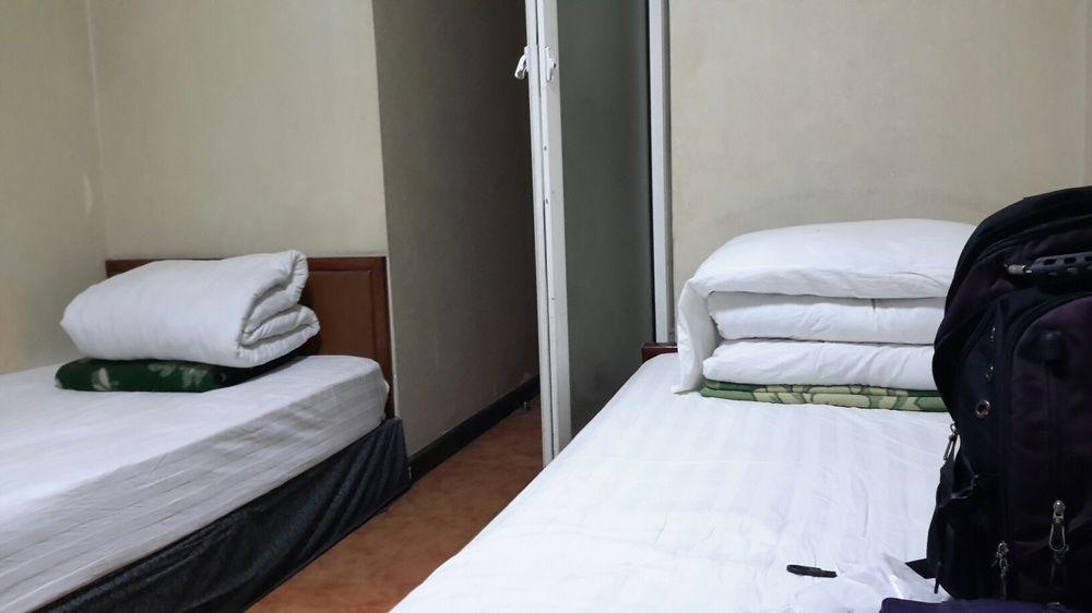 Guangwai Jingbin Hostel West Railway Station Pékin  Extérieur photo