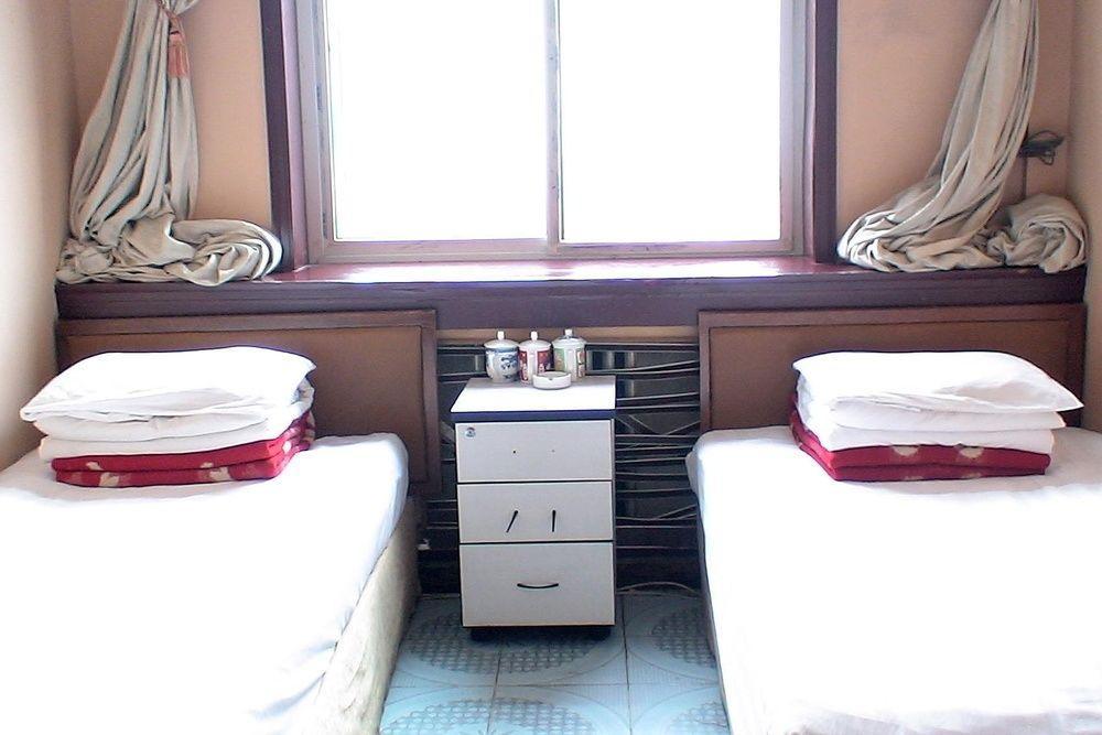 Guangwai Jingbin Hostel West Railway Station Pékin  Extérieur photo