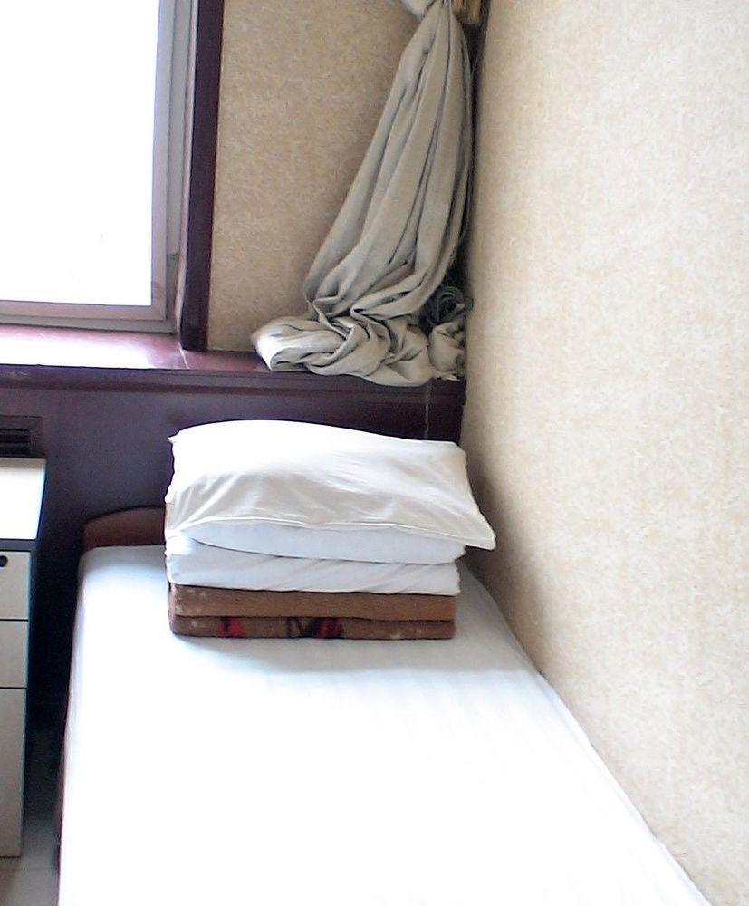 Guangwai Jingbin Hostel West Railway Station Pékin  Extérieur photo